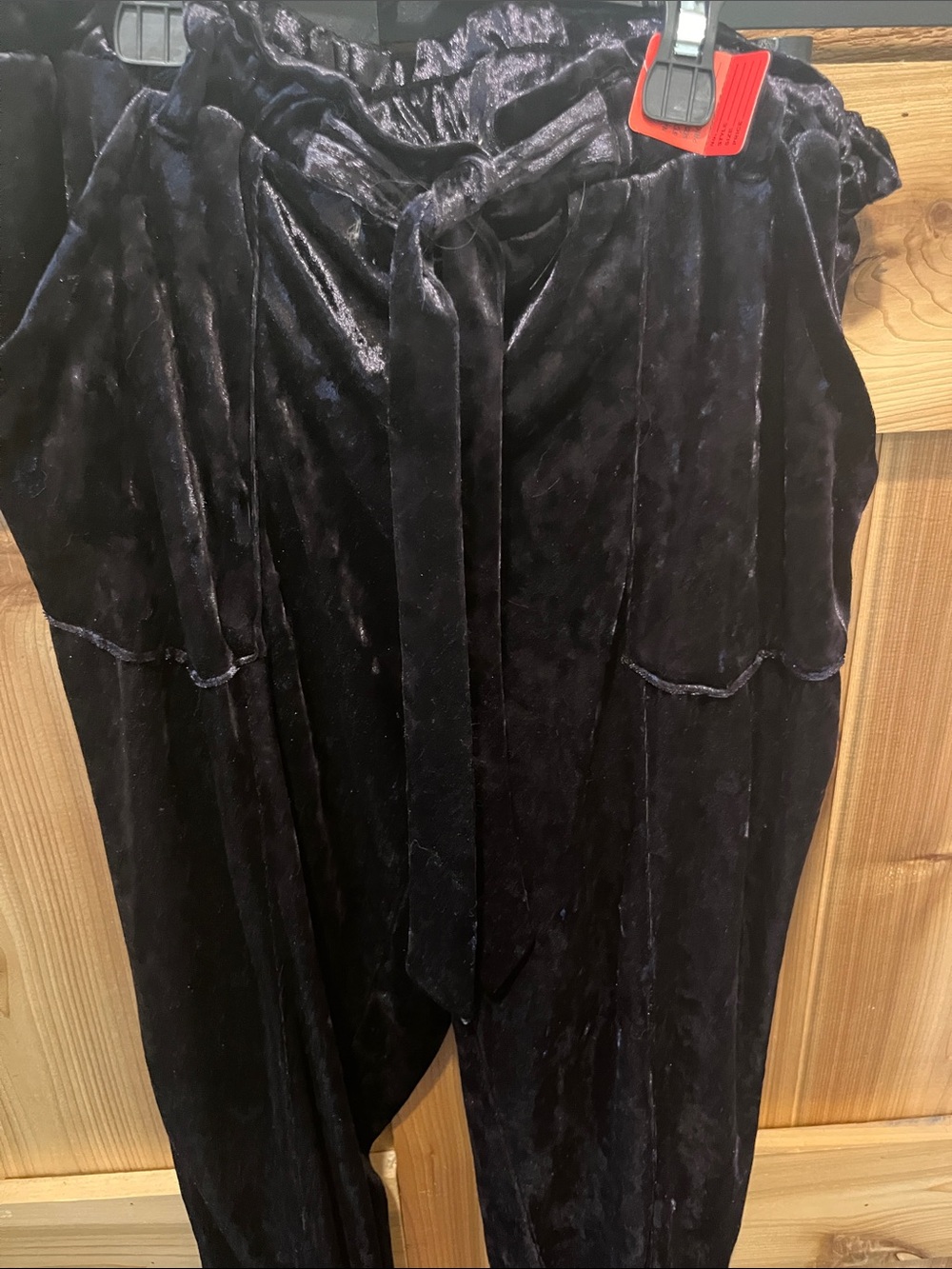Jolt Black Velvet Cropped Pants - Picture 3 of 11